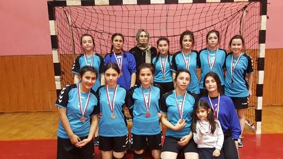 Turnasuyu Kız Anadolu Lisemizin Sportif Başarıları.
