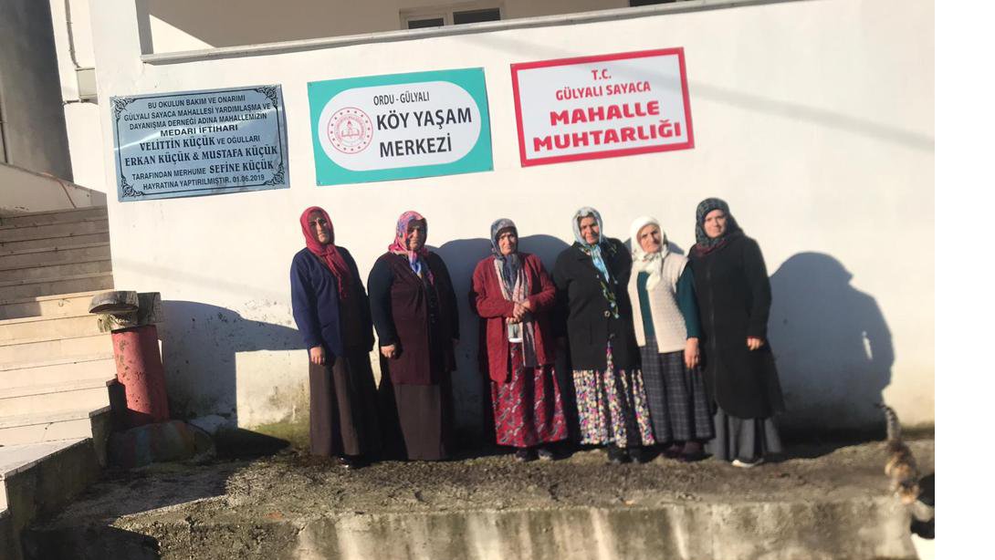 Gülyalı'da Kadınlar, Köy Yaşam Merkezinde Kuran-ı Kerim Öğreniyor