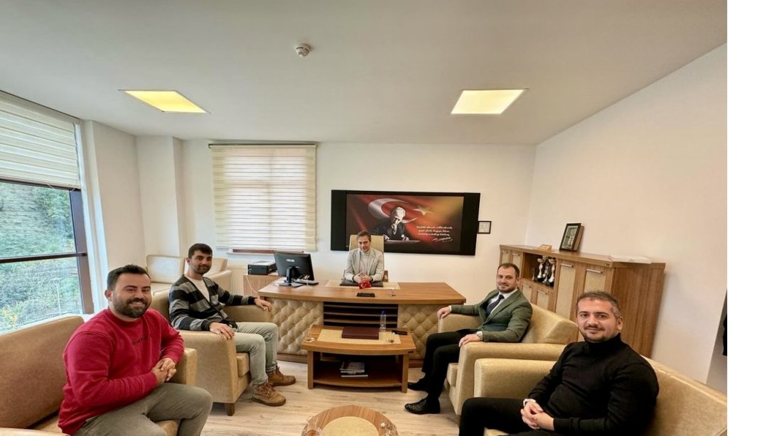 İl Millî Eğitim Ar-Ge Ekibi,Müdürümüz Serdar Yurdabakan'ı Ziyaret Etti